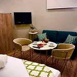 Puerta De La Ribera Centro Aparthotel