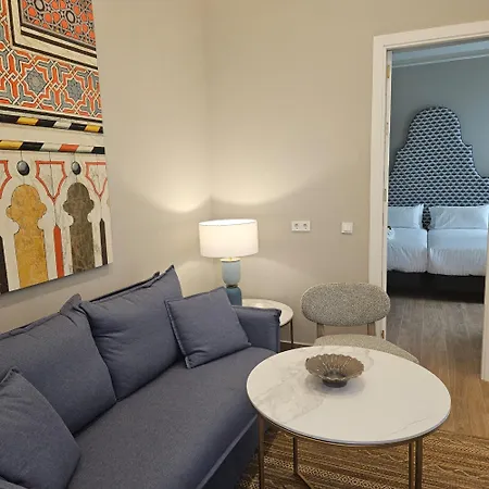 Puerta De La Ribera Centro