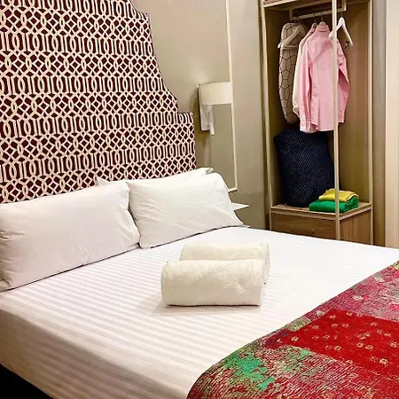 Apartahotel Puerta De La Ribera Centro Córdoba