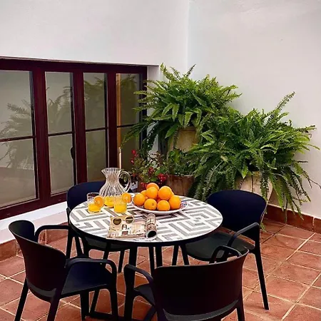 Puerta De La Ribera Centro