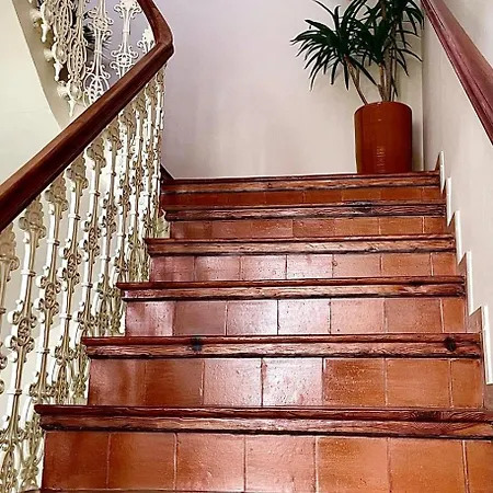 Apartahotel Puerta De La Ribera Centro