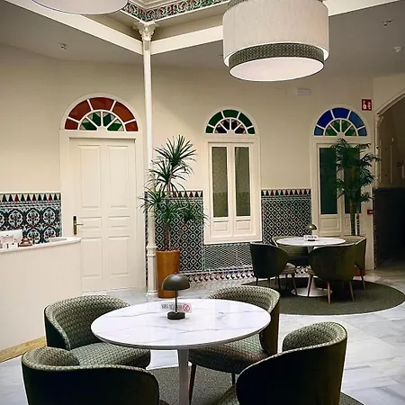 Puerta De La Ribera Centro 4* قرطبة