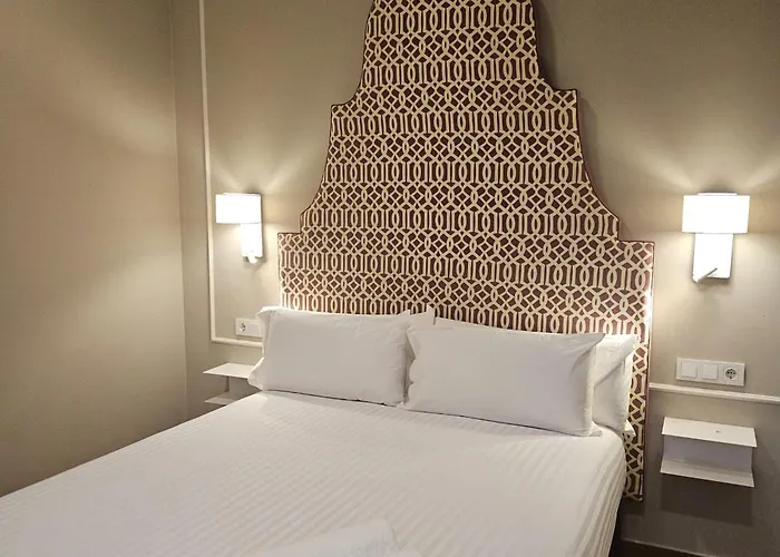 Puerta De La Ribera Centro 4* Córdoba